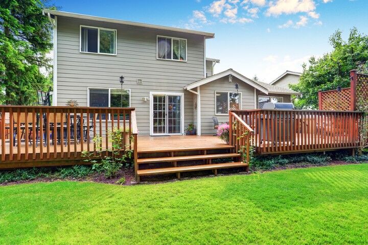 Deck Renovation by Larlin's Home Improvement