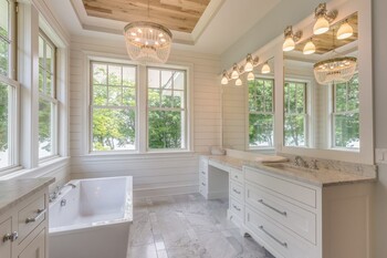 Bathroom Remodeling in Hamden, Connecticut by Larlin's Home Improvement